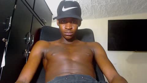 Snapshot of real1dk chatting on 01-05-25, 01:13 Sthith online show from 01-05-25, 01:13