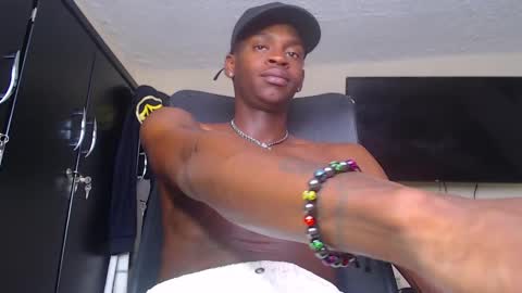 Snapshot of real1dk chatting on 01-14-25, 07:00 Sthith online show from 01-14-25, 07:00