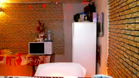 real_coupl3 online show from 02-02-26, 08:02