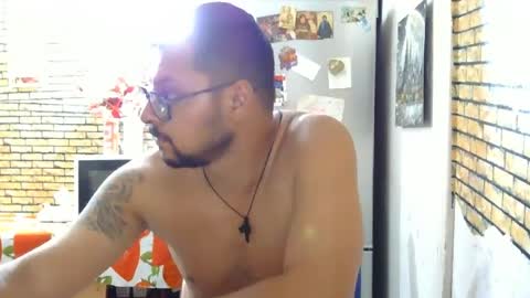 Snapshot of real_coupl3 chatting on 07-16-26, 08:15 real_coupl3 online show from 07-16-26, 08:15