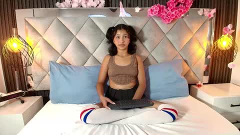 DONCELLA online show from 02-16-26, 08:38