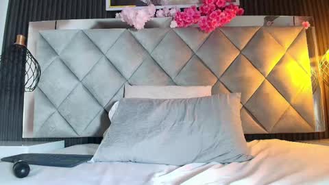 Snapshot of real_doncella_pussy chatting on 04-21-26, 01:42 DONCELLA online show from 04-21-26, 01:42