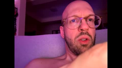 Snapshot of realhorsedick chatting on 06-06-26, 01:54 HugeSecret online show from 06-06-26, 01:54