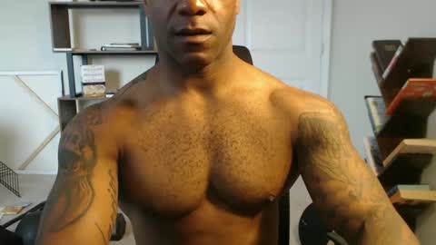 Rey online show from 10-10-25, 03:44