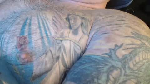 Snapshot of realrubpirate chatting on 02-25-25, 10:15 realrubpirate online show from 02-25-25, 10:15