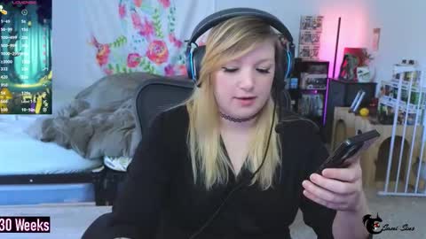 Snapshot of realsamisins chatting on 11-30-25, 03:49 Snap - RealSamiSins online show from 11-30-25, 03:49