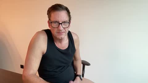 realstuff_ online show from 11-26-25, 02:07