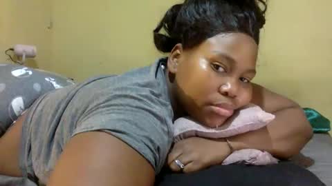 REAL1SWEETHEART online show from 12-25-24, 05:05