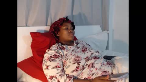 REAL1SWEETHEART online show from 10-20-25, 06:41