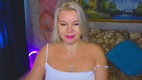 Snapshot of reasonforpassion_ chatting on 10-01-25, 05:57 Im a little sick. Ill be back soon. online show from 10-01-25, 05:57