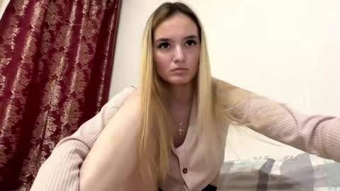 Risa online show from 04-30-26, 05:08