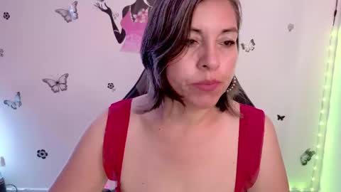 Snapshot of rebbeca09 chatting on 05-06-26, 01:16 Rebbeca online show from 05-06-26, 01:16