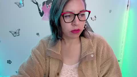 Snapshot of rebbeca09 chatting on 06-03-26, 01:46 Rebbeca online show from 06-03-26, 01:46
