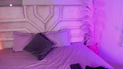 Snapshot of rebe_ka_ chatting on 11-11-25, 11:49 Rebeca online show from 11-11-25, 11:49