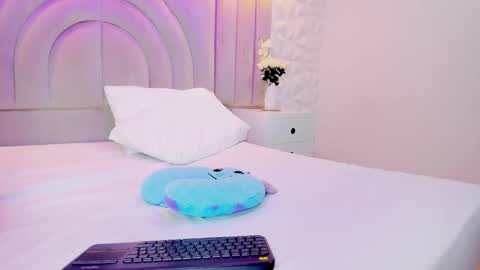 Rebeca online show from 01-14-26, 11:49