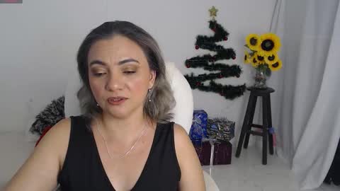 REBECA online show from 12-18-25, 12:33