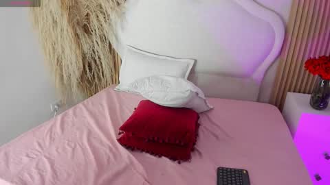 rebeca_taylor_ online show from 03-05-26, 04:08