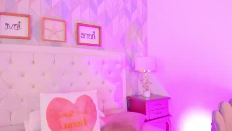 Rebeca Whatsson online show from 01-17-26, 11:37