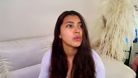 Rebeca Williams online show from 02-17-25, 01:04