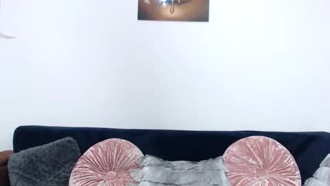 rebecamur online show from 10-01-25, 04:13