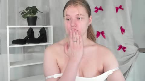 rebecca_____ online show from 01-31-25, 06:36