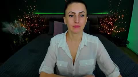 rebecca_diamonds online show from 02-05-25, 12:38