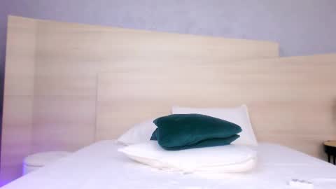 Rebecca online show from 03-12-26, 12:17