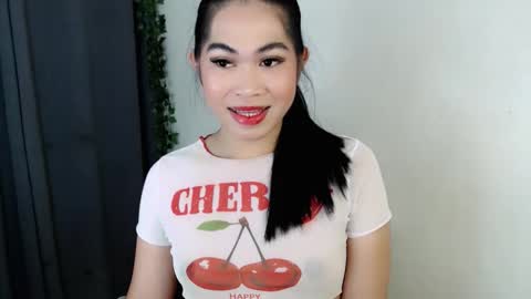 Snapshot of rebecca_slutt chatting on 01-12-26, 12:10 its me asian rebecca online show from 01-12-26, 12:10