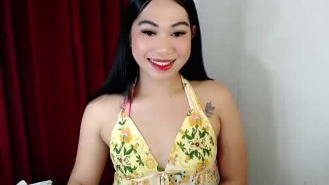 Snapshot of rebecca_slutt chatting on 02-13-26, 02:35 its me asian rebecca online show from 02-13-26, 02:35