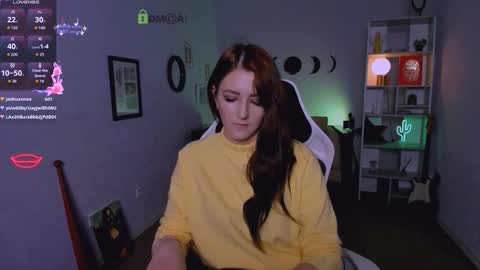 Snapshot of rebecca_smile_ chatting on 10-02-25, 10:17 rebecca_smile_ online show from 10-02-25, 10:17