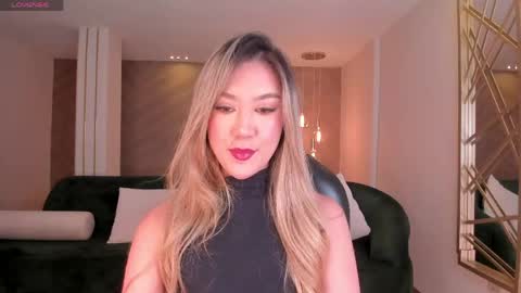 Snapshot of rebeccahudson_ chatting on 05-04-26, 08:05 Rebe online show from 05-04-26, 08:05