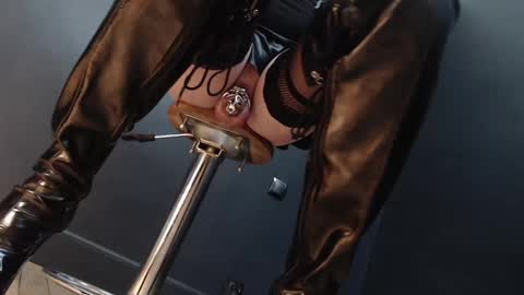 Rebeccalachaude online show from 01-13-25, 02:11