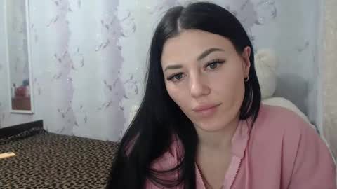 Snapshot of rebeka_08 chatting on 02-19-26, 03:30 Rebeka 08 online show from 02-19-26, 03:30