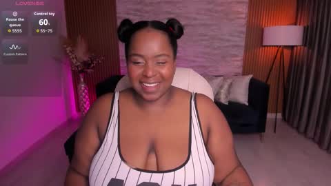 Snapshot of rebeka_spencer chatting on 02-13-26, 11:17 rebeka online show from 02-13-26, 11:17