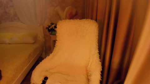 rebekkacharm online show from 12-17-24, 07:37