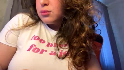 Snapshot of rebekkalucky chatting on 09-29-25, 02:44 rebekkalucky online show from 09-29-25, 02:44