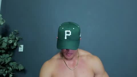 twitter REECET26 instagram RECCETAYLOR online show from 12-15-25, 01:10