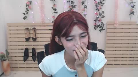 Snapshot of red_ann17 chatting on 11-11-25, 10:15 ann online show from 11-11-25, 10:15