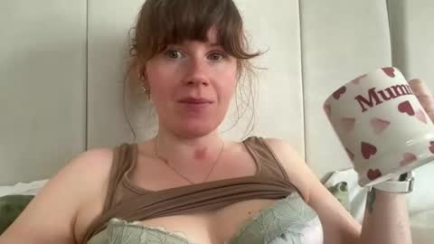 Snapshot of red_head_rosie_69 chatting on 04-20-26, 08:28 Rosie online show from 04-20-26, 08:28
