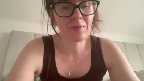 Snapshot of red_head_rosie_69 chatting on 05-04-26, 08:21 Rosie online show from 05-04-26, 08:21