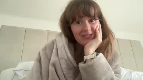 Snapshot of red_head_rosie_69 chatting on 05-11-26, 03:18 Rosie online show from 05-11-26, 03:18