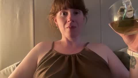 Snapshot of red_head_rosie_69 chatting on 05-30-26, 08:06 Rosie online show from 05-30-26, 08:06