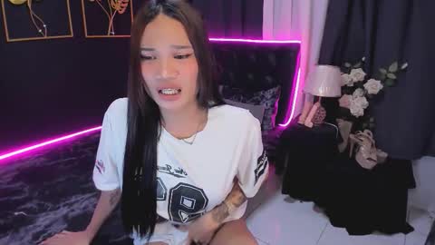 danika linn online show from 11-10-25, 09:08