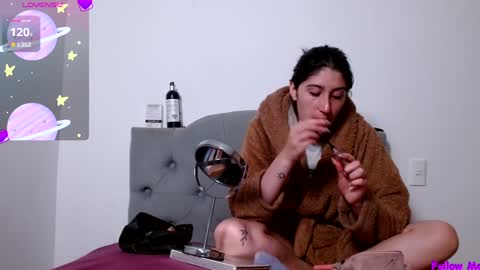 IG   OF red moonn online show from 01-10-25, 10:39