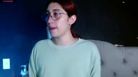 Snapshot of red_moonn chatting on 06-18-26, 02:23 IG OF red moonn online show from 06-18-26, 02:23