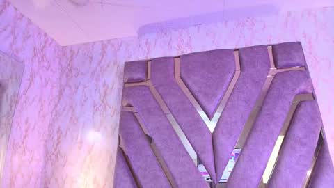 Snapshot of red_pandaa chatting on 11-26-25, 04:13 red_pandaa online show from 11-26-25, 04:13