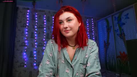 Snapshot of red_rose12 chatting on 12-25-24, 11:22 Jane online show from 12-25-24, 11:22