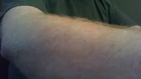 Snapshot of red_sea_bear chatting on 03-10-25, 05:11 red_sea_bear online show from 03-10-25, 05:11