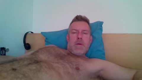 Red online show from 02-23-26, 06:22