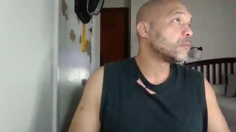 Redbone online show from 02-08-26, 01:25